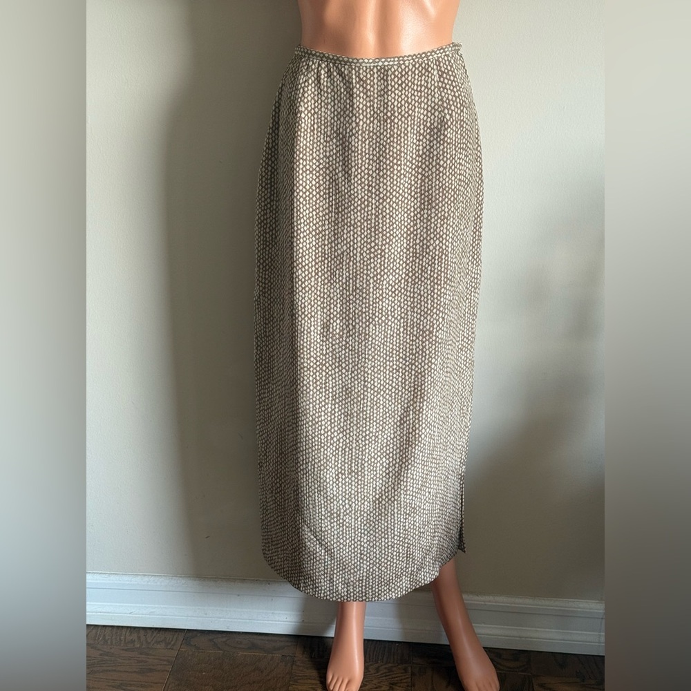 Ann Taylor Beige and Black Patterned Maxi Skirt
